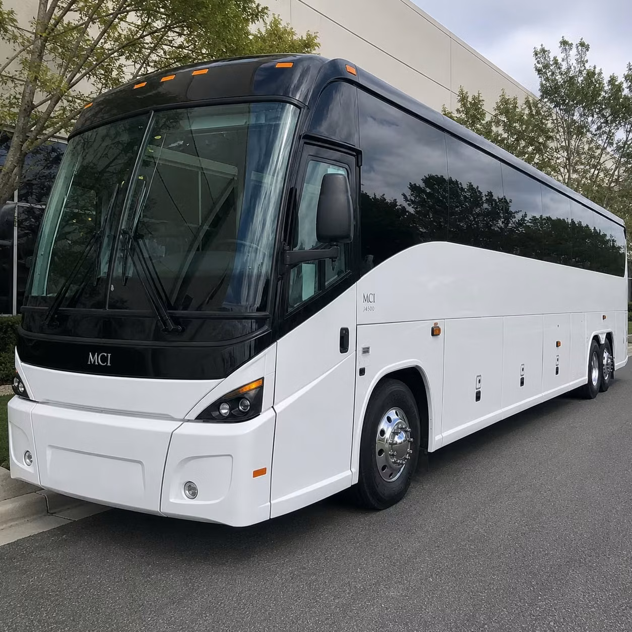 busrentalmanchester com is ready to support manchester airport employee transfers and off site event shuttles